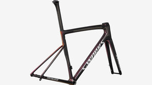 TARMAC SL8 SW FRMSET CARB/VIVPNK/MNSHDW 61 ATLANTA