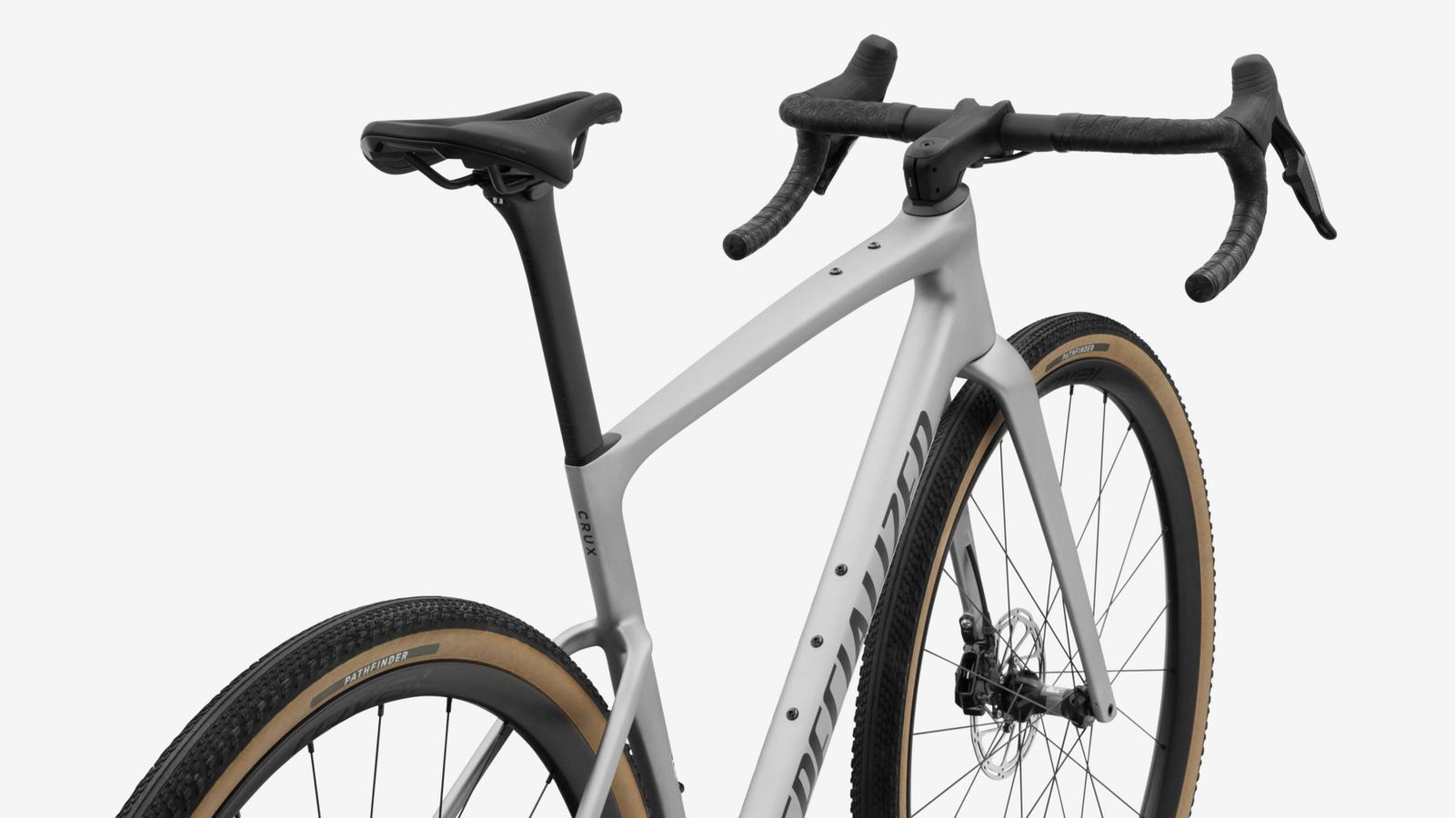 Specialized Crux 5 Expert - Shadow Silver / Obsidian Metallic - Cockpit View