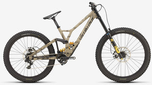 94525-7304-SPECIALIZED--DEMO RACE-DOWNHILL-MOUNTAIN-BIKE-SYCAMORE-CYCLES-NORTH-CAROLINA-BREVARD-PISGAH-HENDERSONVILLE