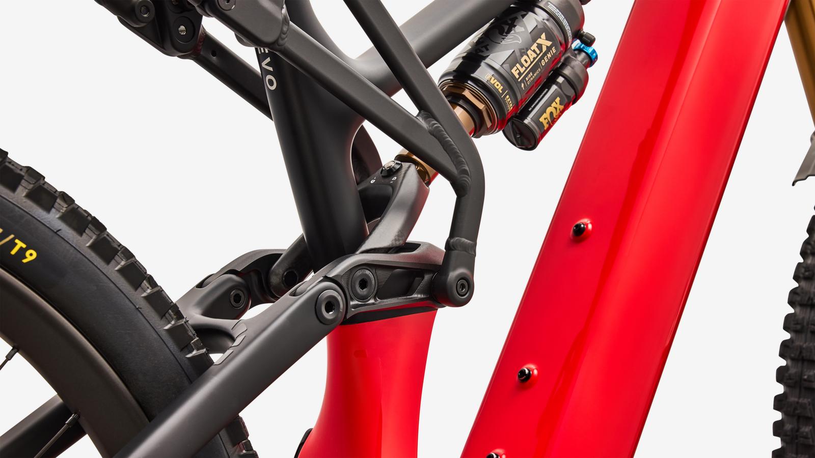 Specialized S-Works Levo 4 X - Fiery Red / Black - Suspension Linkage Detail