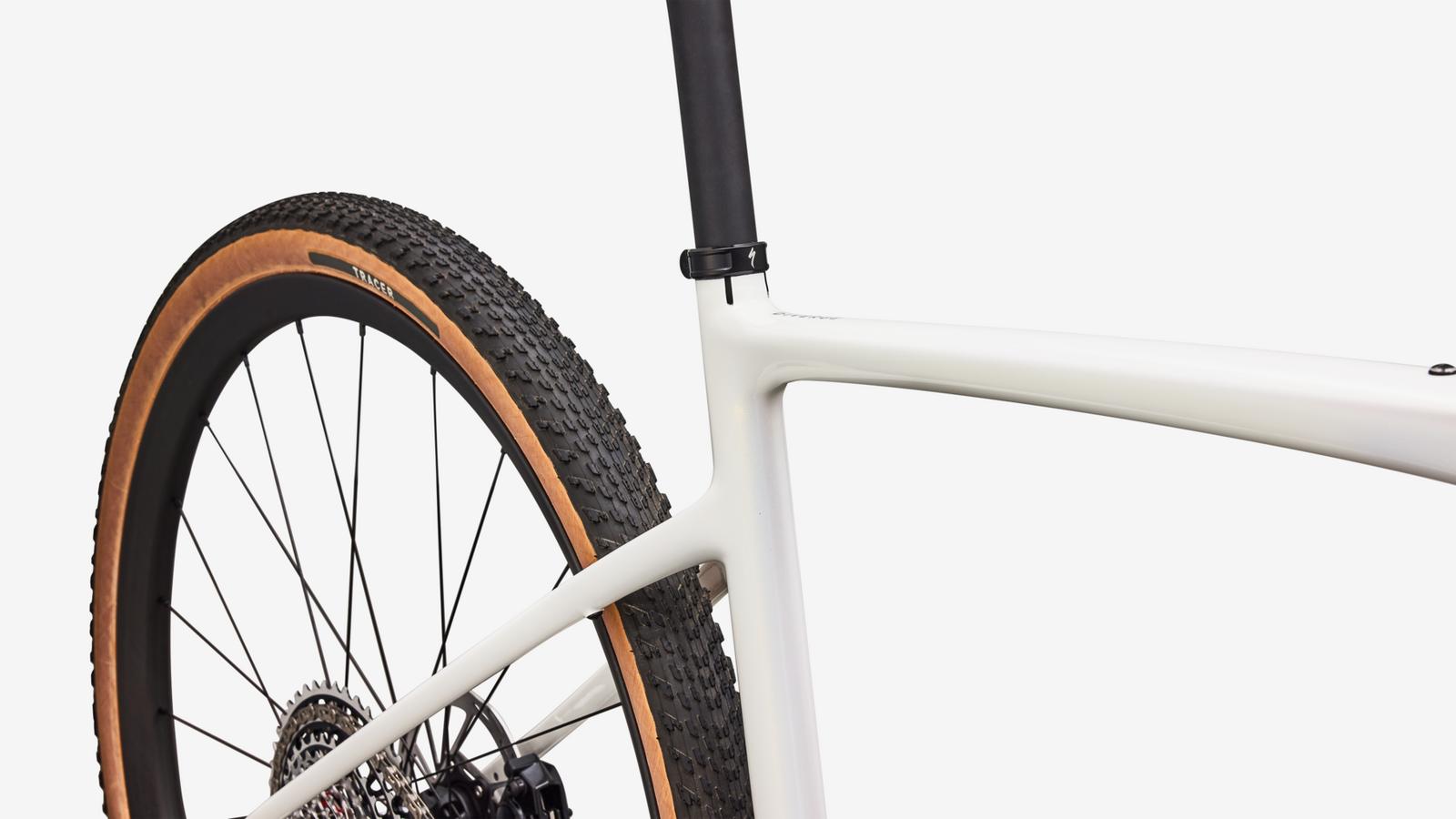 Specialized Diverge 4 Pro - Dune White / Burnt Gold - Seat Tube Junction Detail